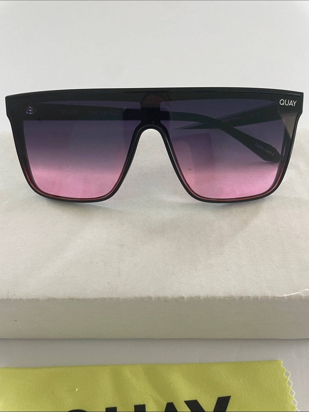NWT Quay Nightfall Sunglasses Black/Teal Glow Gradient Lenses - Picture 6 of 11